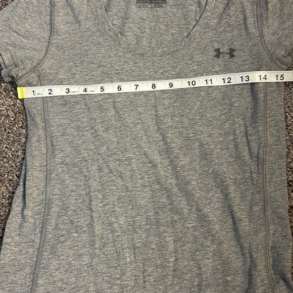Under Armor Tee 💥 - Picture 5 of 6